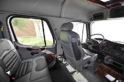 freightliner truck interior